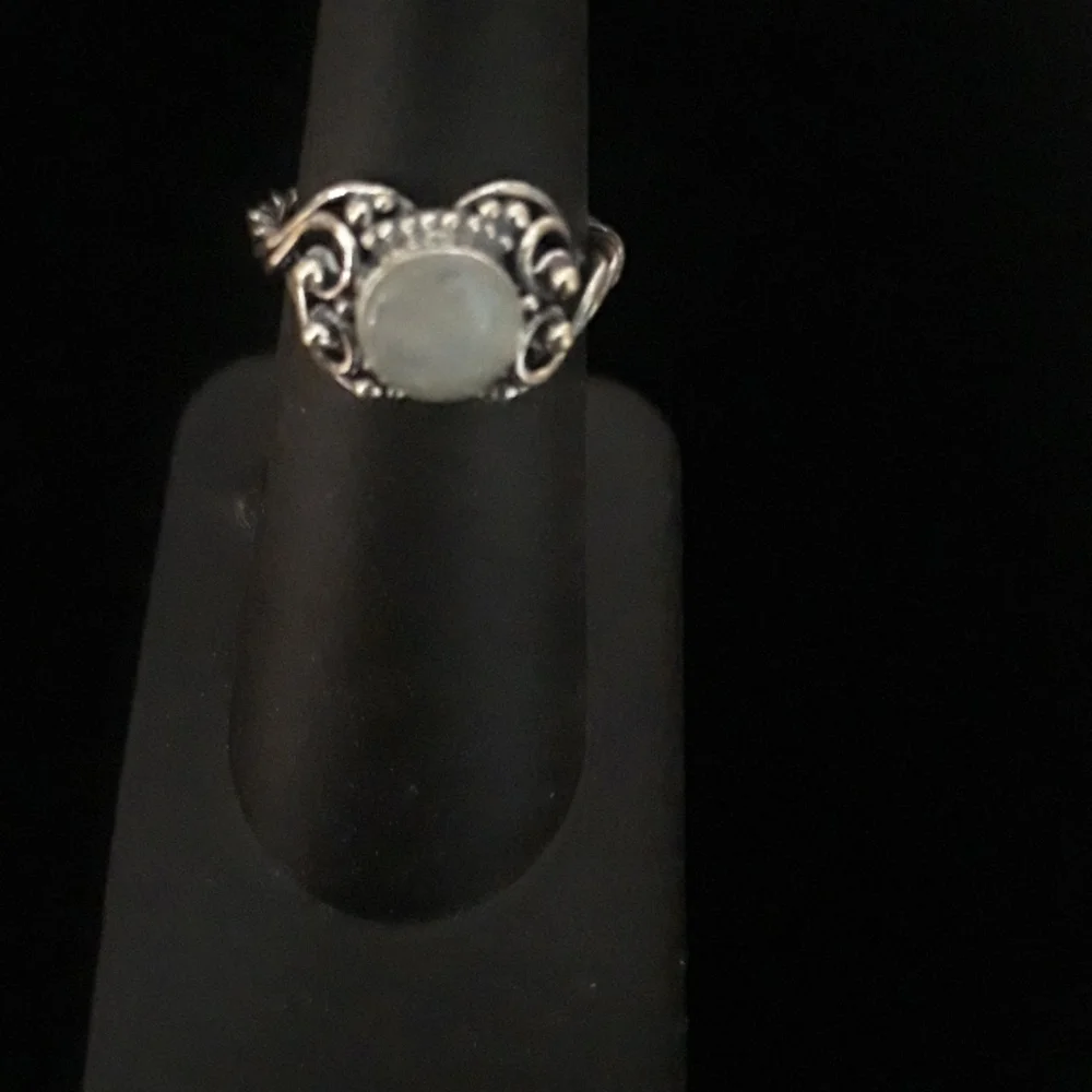 Sterling Silver Moon Stone Ring 11mm Sz5